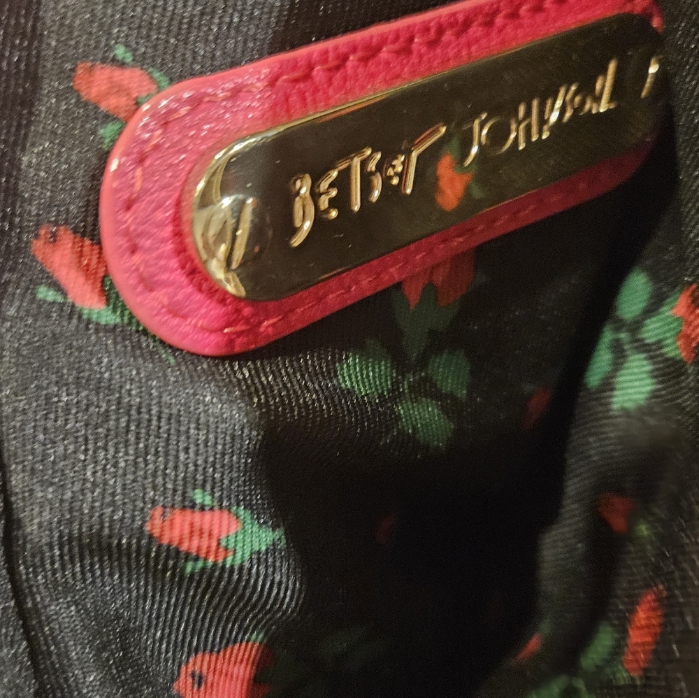 Betsey Johnson Colorful Roller Skate Crossbody Bag - Picture 6 of 6